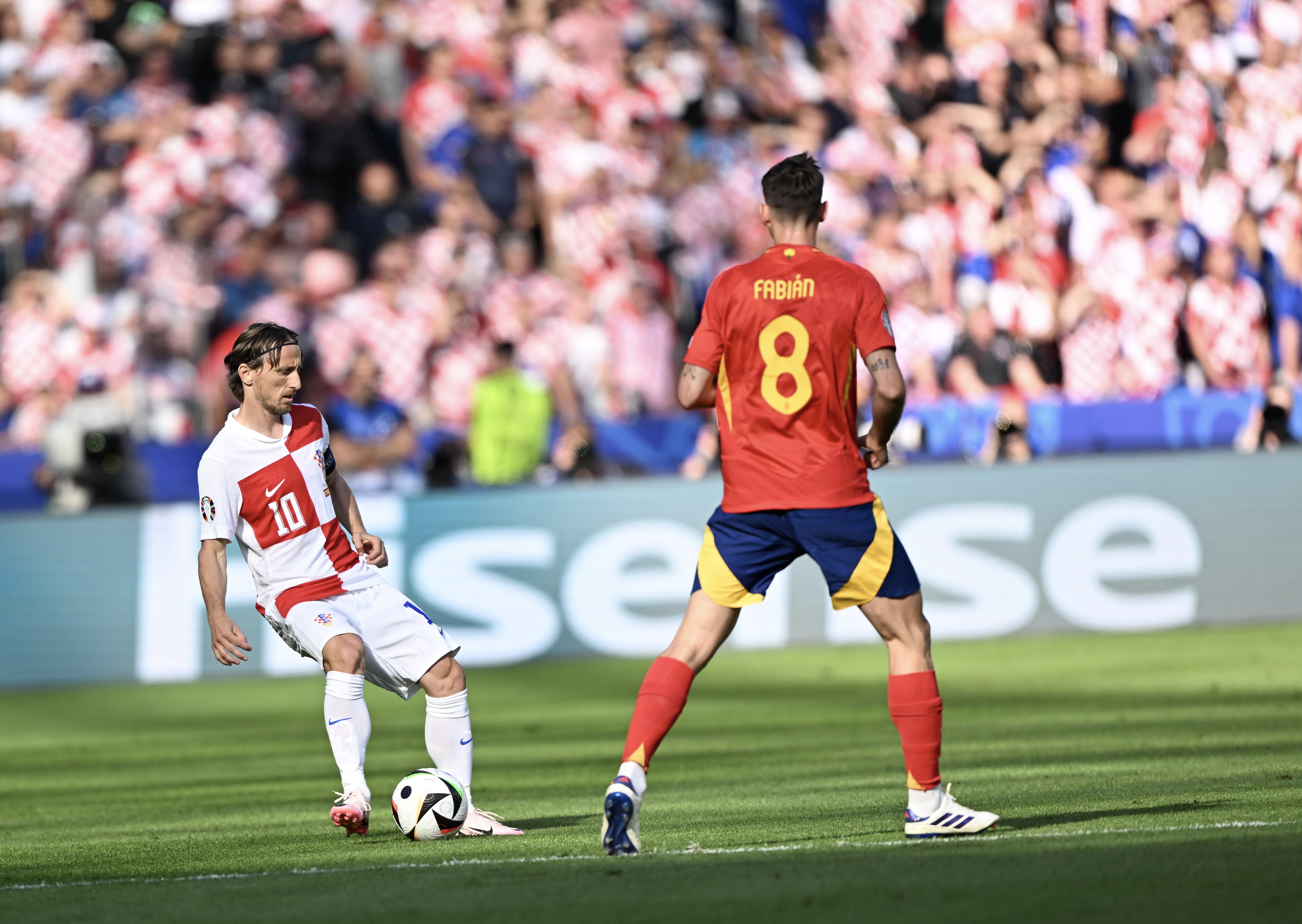 开云体育投注-包含高能对决，欧洲国家队交锋非凡的词条